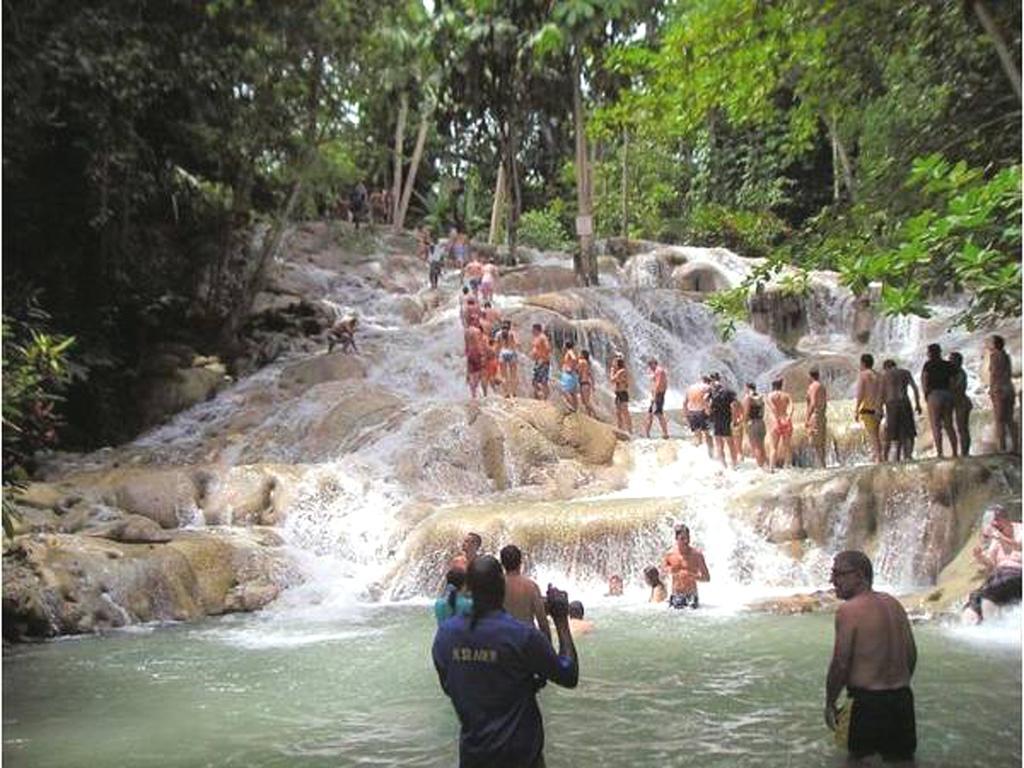 Sky Castles Apt J3 Ocho Rios Kültér fotó
